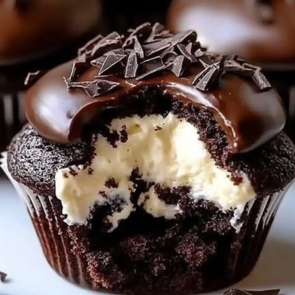 Chocolate Cupcakes Filled with Cheesecake
