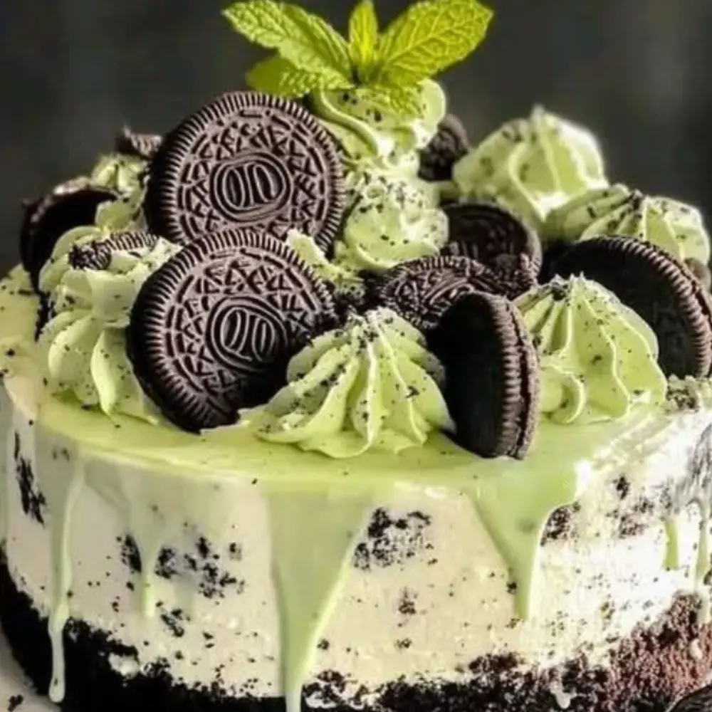 Mint Oreo Cheesecake Cake