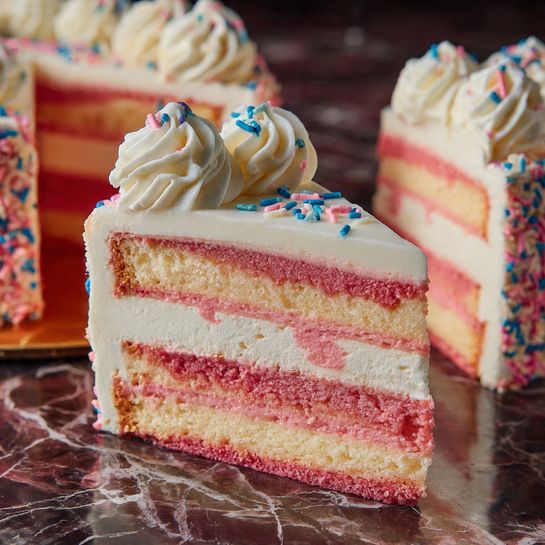 Homemade Strawberry & Cream Cake recipe - Recipe Image